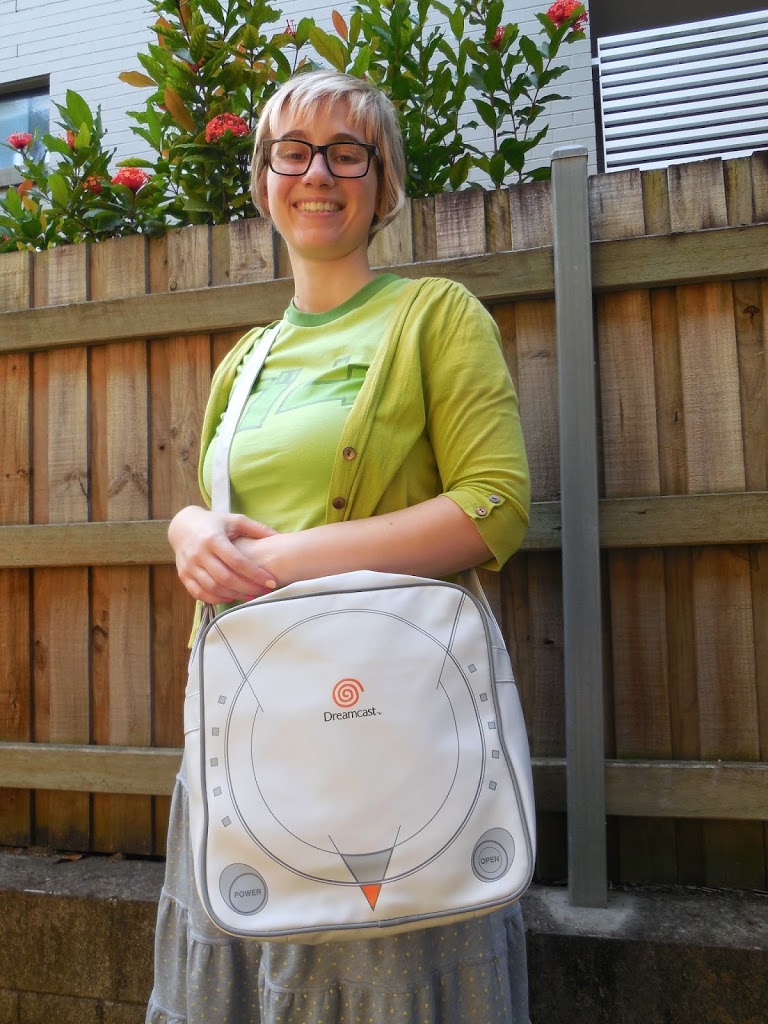 Insert Coin Clothing Dreamcast bag review